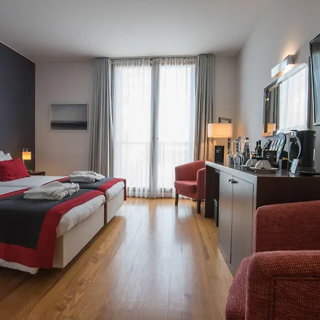 Arts In Conde Carvalhal 4*