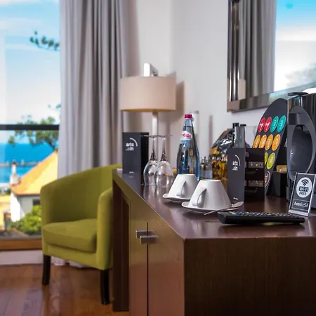 Hotel Arts In Conde Carvalhal 4*