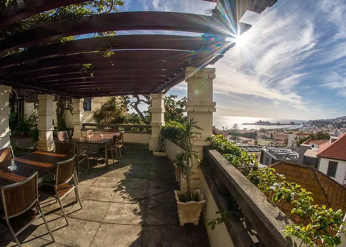 Hotel Arts In Conde Carvalhal