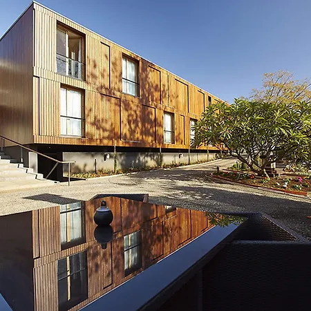 Hotel Arts In Conde Carvalhal