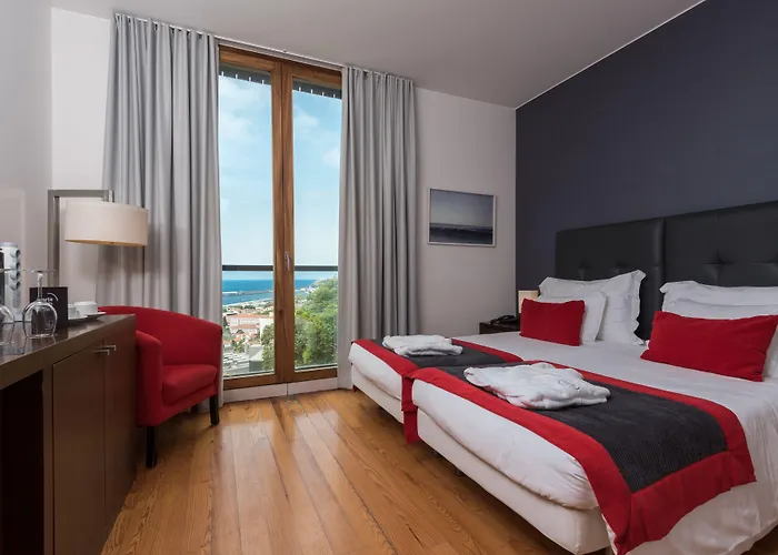 Arts In Conde Carvalhal Funchal (Madeira)