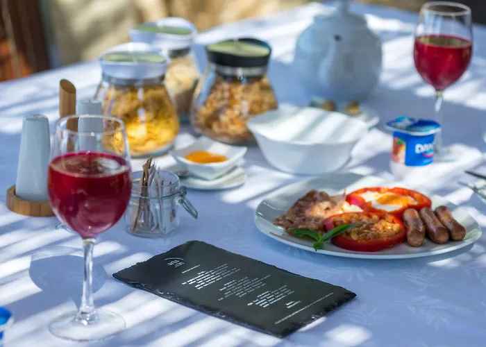 Hotel Arts In Conde Carvalhal Funchal (Madeira)