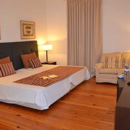 Arts In Conde Carvalhal Hotel 4*