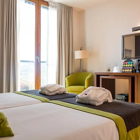 Hotell Arts In Conde Carvalhal 4*