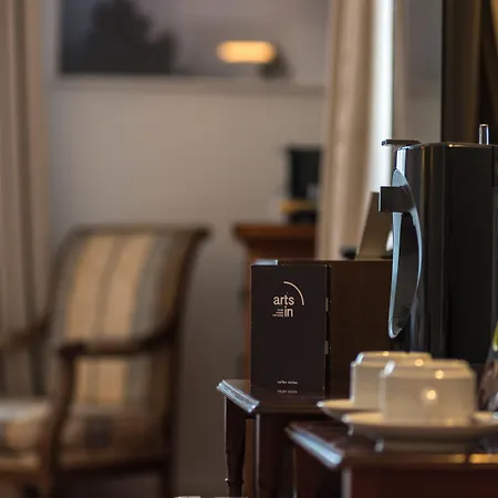 Hotell Arts In Conde Carvalhal 4*