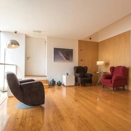 Hotell Arts In Conde Carvalhal 4*